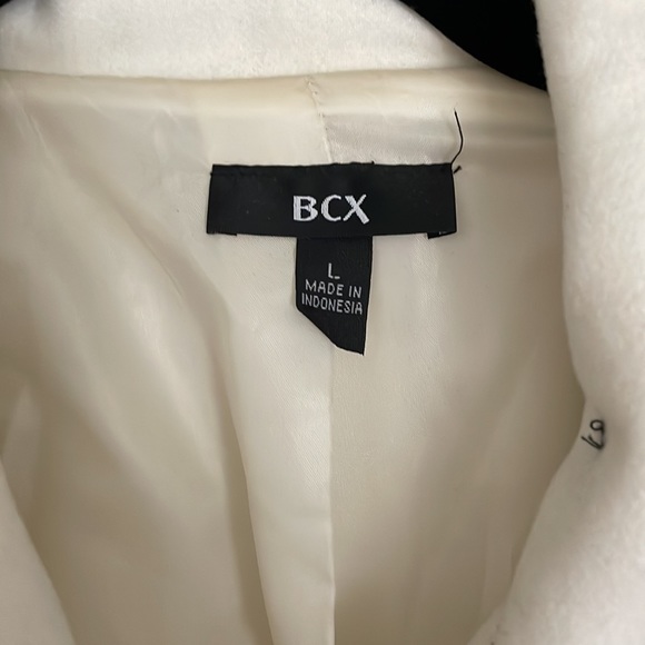 White pea coat - Picture 2 of 4